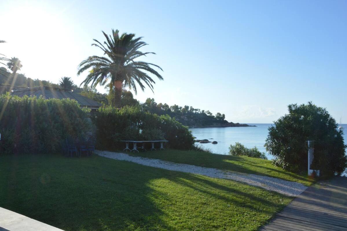 Casa Vacanze Rocco Àrbatax Exterior foto